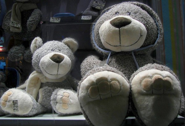 LES OURS EN PELUCHE