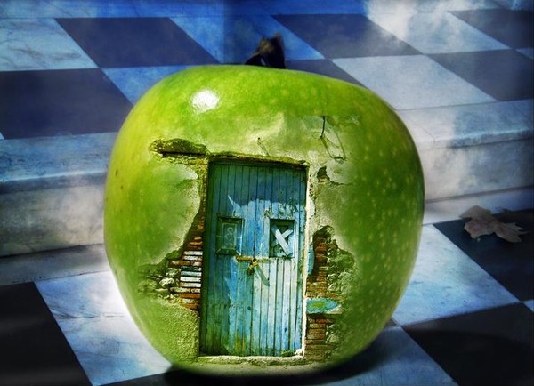 LA POMME