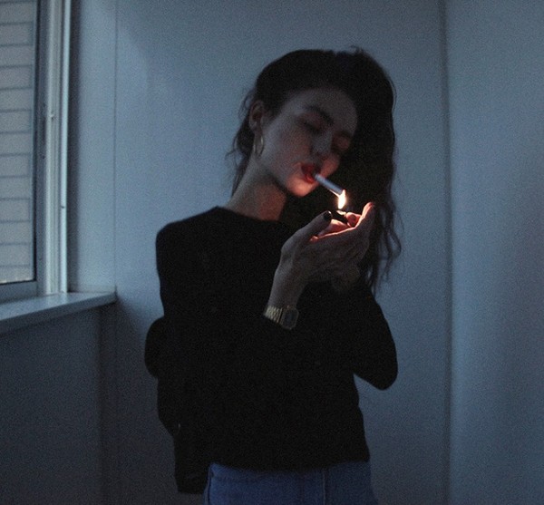 LA CIGARETTE