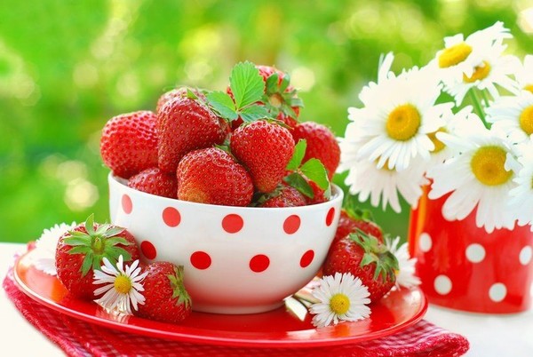 LES FRAISES