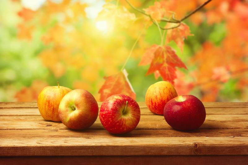 autumn_apples-1567534.jpg