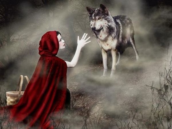 LE CHAPERON ROUGE