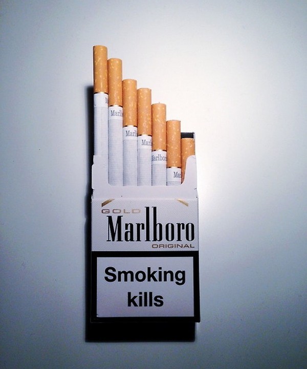 LES CIGARETTES