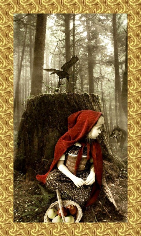 LE CHAPERON ROUGE